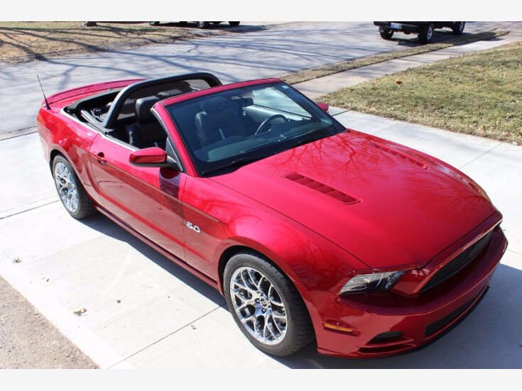 Thumbnail Photo undefined for 2013 Ford Mustang GT Convertible